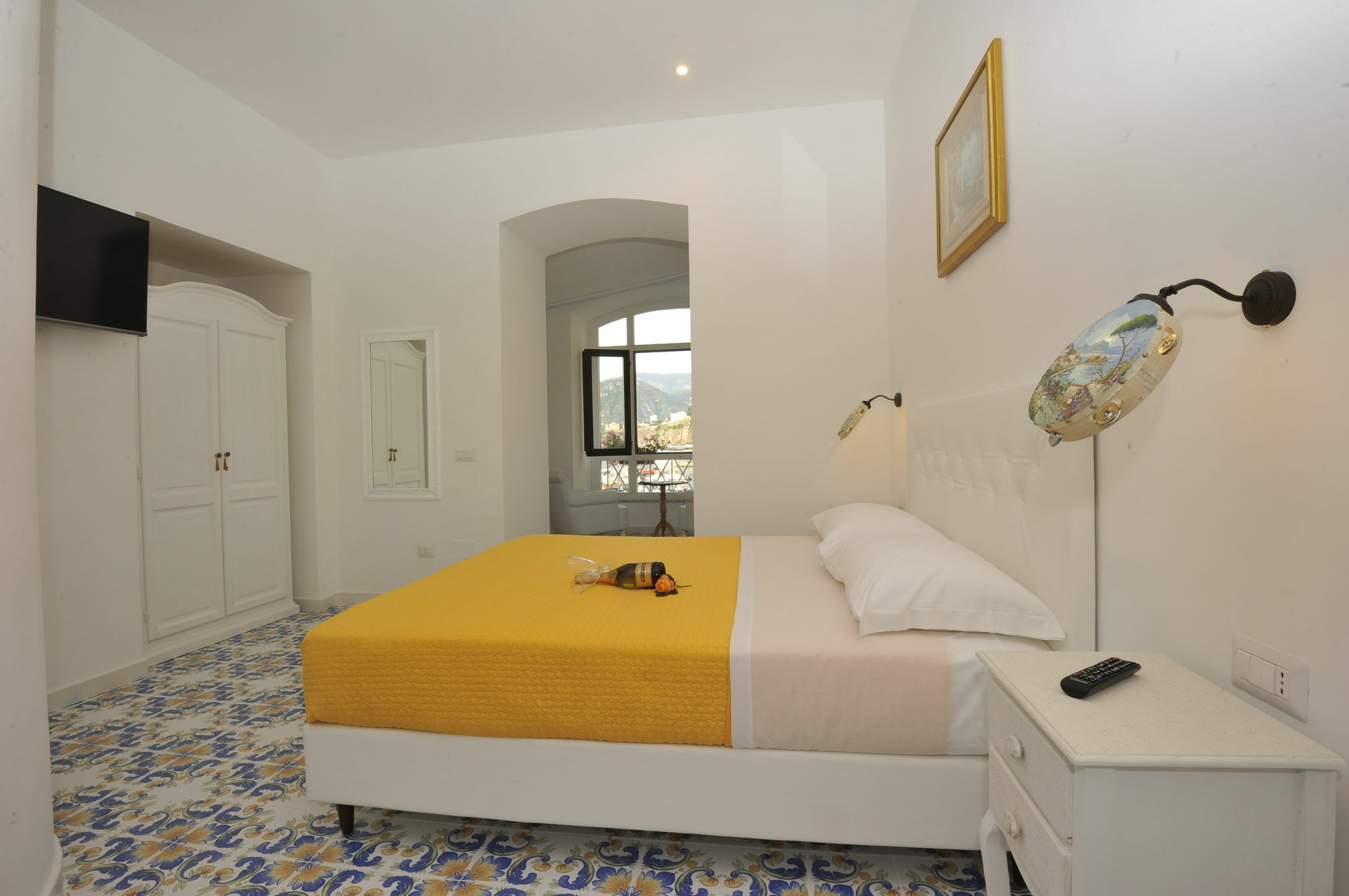 Surriento Suites 索伦托 外观 照片